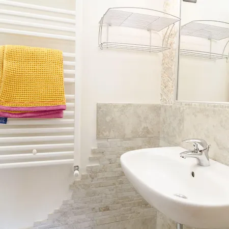 Al Giardino Del Vicolo 3*